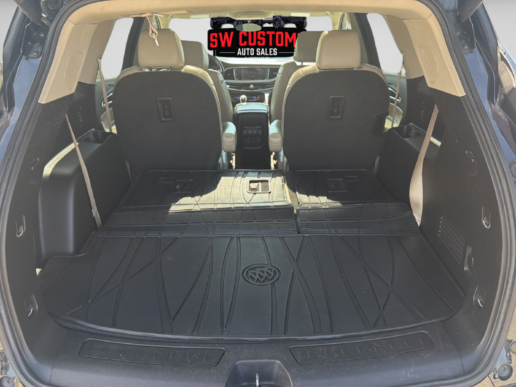 Used 2020 Buick Enclave Essence w/ Sound and Sites Package AWD/4WD image 13