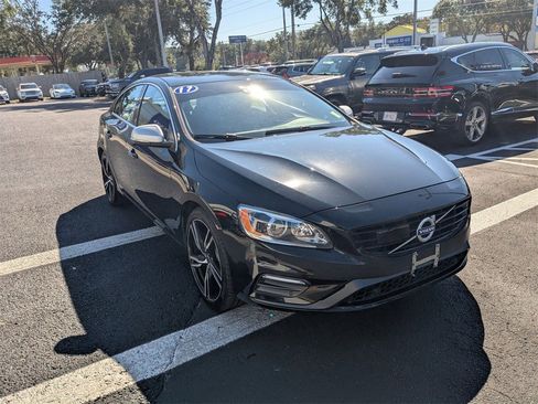 Used 2017 Volvo S60 T6 R-Design Platinum image 8