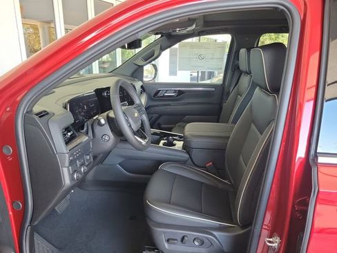 New 2026 Chevrolet Suburban Premier w/ Sun And Tow Package RWD image 12