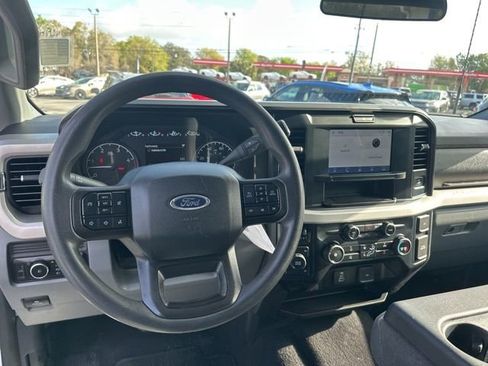 Used 2025 Ford F250 XLT image 15