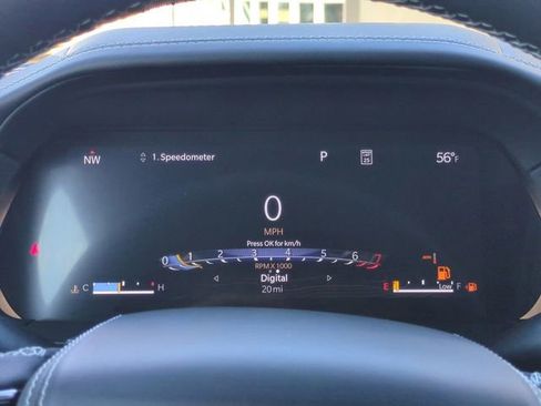 New 2025 Jeep Grand Cherokee Overland w/ Luxury Tech Group IV AWD/4WD image 28
