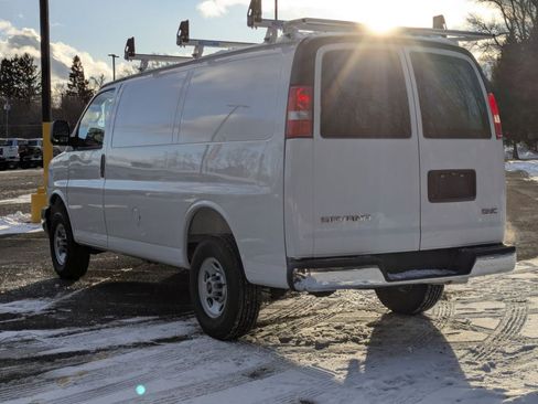 New 2025 GMC Savana 2500 Work Van w/ Chrome Appearance Package image 5