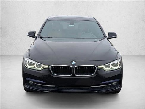 Used 2017 BMW 330i Sedan RWD image 2