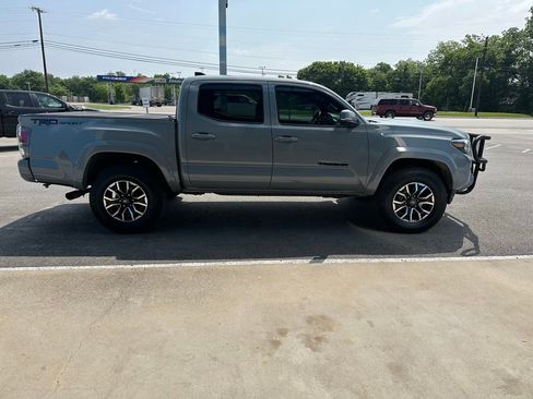 Used 2021 Toyota Tacoma 2WD Double Cab image 7