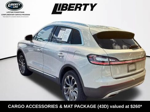 Used 2023 Lincoln Nautilus Reserve w/ Equipment Group 201A AWD/4WD image 5