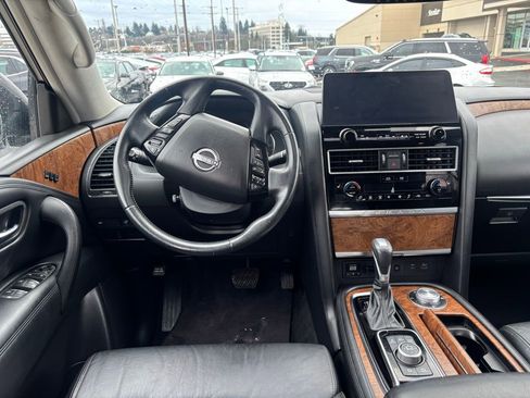 Used 2021 Nissan Armada SL w/ Captain's Chairs Package AWD/4WD image 8