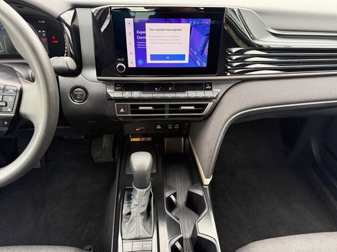 Used 2025 Toyota Camry LE w/ Convenience Package FWD image 11