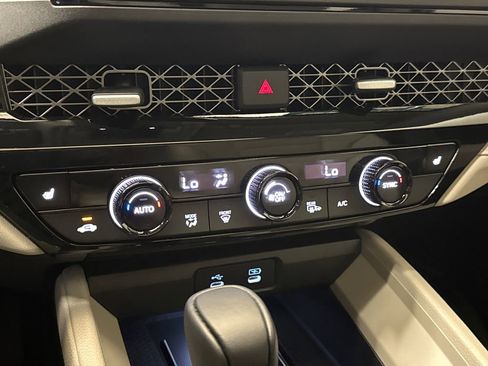 Certified 2025 Honda Accord EX-L image 24