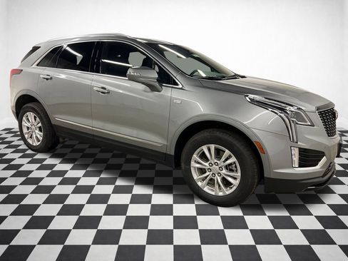 New 2026 Cadillac XT5 Luxury w/ LPO, Floor Liner Package AWD/4WD image 1