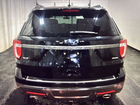 Used 2019 Ford Explorer XLT w/ XLT Sport Appearance Package image 15