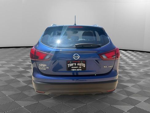 Used 2018 Nissan Rogue Sport SL w/ SL Premium Package AWD/4WD image 4