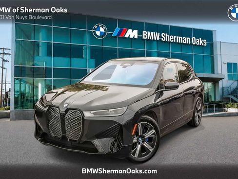 Certified 2023 BMW iX xDrive50 w/ Sport Package AWD/4WD image 1