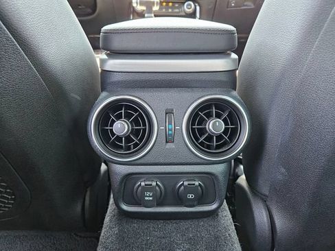 Used 2021 Kia Stinger GT RWD image 11