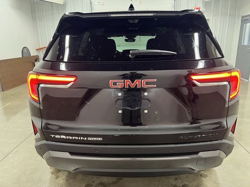 New 2025 GMC Terrain Elevation w/ Technology Package II image 6