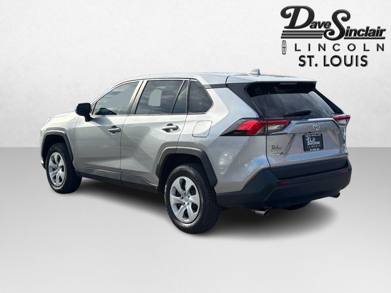 Used 2025 Toyota RAV4 LE FWD image 5