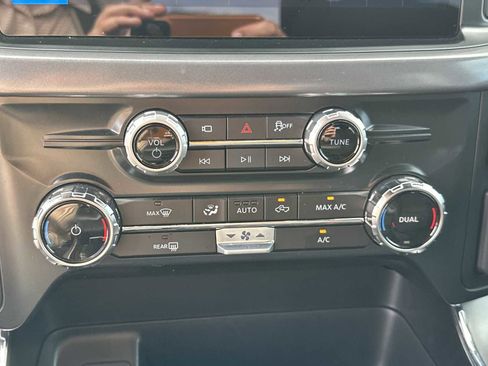 Used 2025 Ford F150 XLT w/ Equipment Group 301A Standard image 22