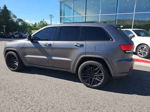 Used 2015 Jeep Grand Cherokee Overland AWD/4WD image 6