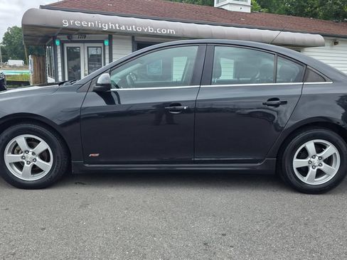 Used 2016 Chevrolet Cruze LT FWD image 8