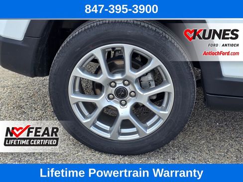 Used 2025 Jeep Compass Limited AWD/4WD image 10