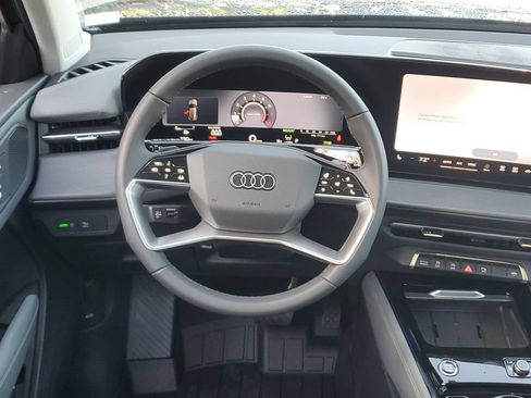 New 2026 Audi Q3 quattro 2.0T AWD/4WD image 20
