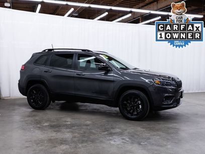 Used 2023 Jeep Cherokee Altitude Lux w/ Mopar Interior Package
