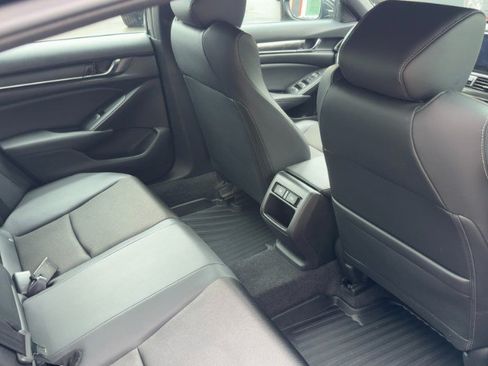 Used 2022 Honda Accord Sport image 13