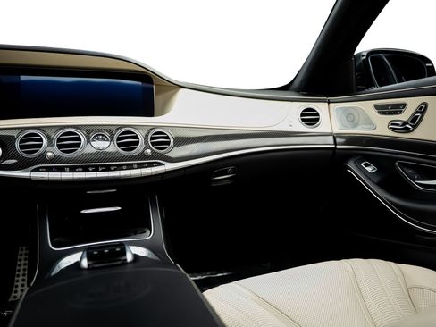 Used 2020 Mercedes-Benz S 63 AMG 4MATIC Sedan image 45