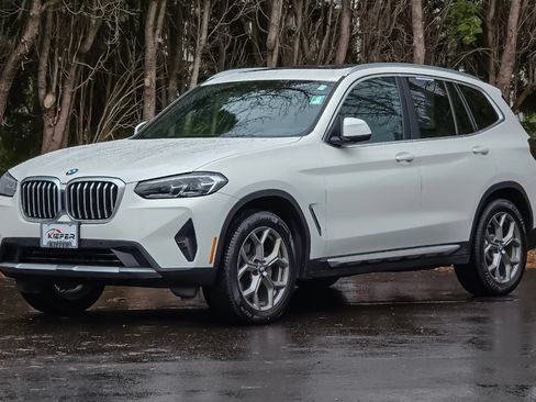 Used 2024 BMW X3 xDrive30i AWD/4WD image 7