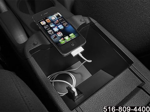 Used 2013 Nissan Sentra SR w/ Premium Pkg image 19