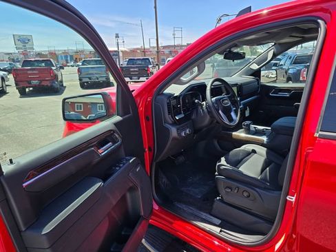 New 2026 GMC Sierra 1500 Elevation w/ Elevation Premium Package AWD/4WD image 18