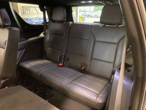 Used 2023 Chevrolet Tahoe LT w/ Luxury Package AWD/4WD image 10