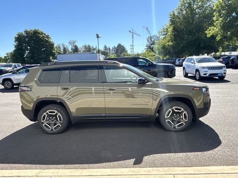 New 2026 Jeep Cherokee Laredo AWD/4WD image 6