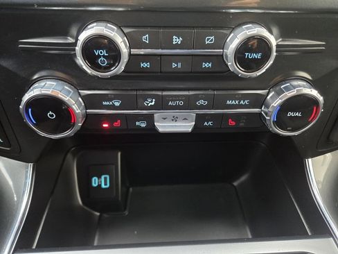 Used 2022 Ford F150 XLT w/ Equipment Group 302A High image 38