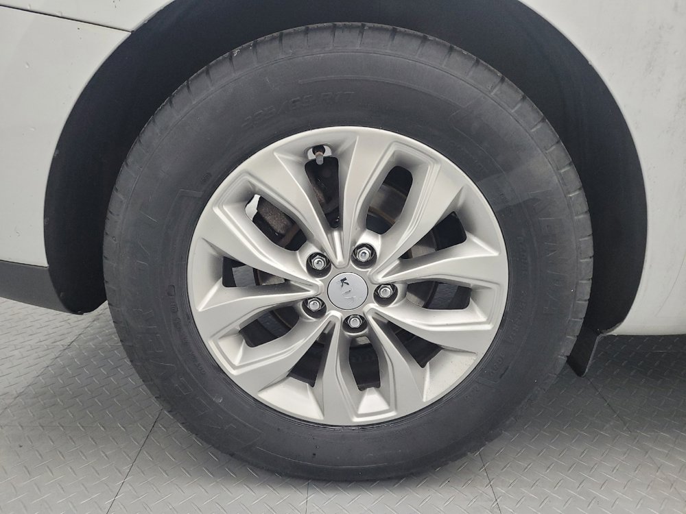 Used 2019 Kia Sedona LX FWD image 31