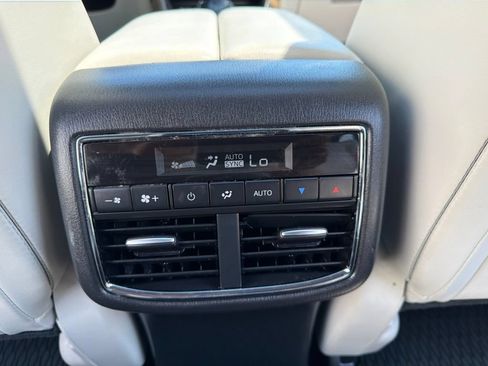 Used 2022 MAZDA CX-9 Signature AWD/4WD image 24