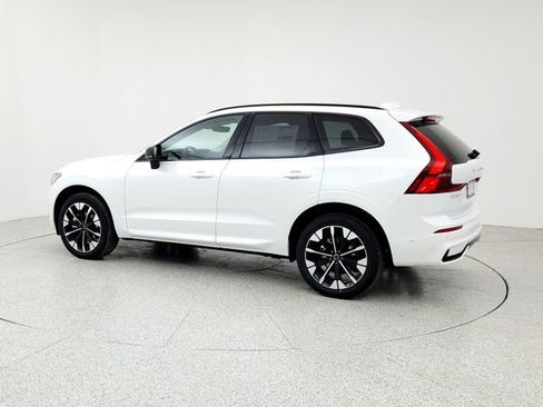 New 2026 Volvo XC60 B5 Plus w/ Climate Package image 7