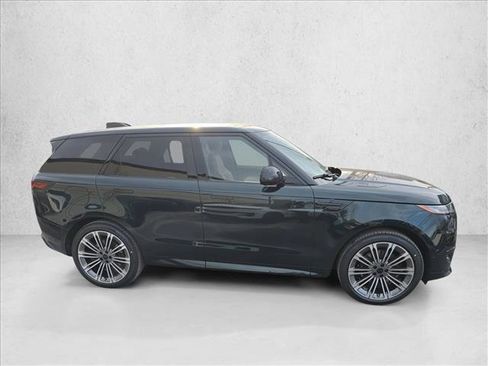 New 2026 Land Rover Range Rover Sport Dynamic SE image 4