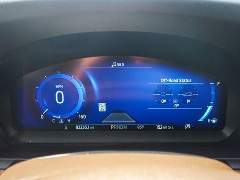 Used 2021 Ford Explorer King Ranch w/ Premium Technology Package image 23