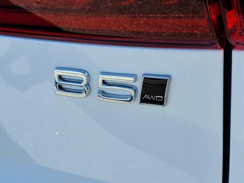 New 2026 Volvo XC60 B5 Core w/ Climate Package AWD/4WD image 6