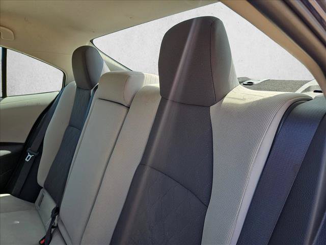 Used 2020 Toyota Corolla LE FWD image 17