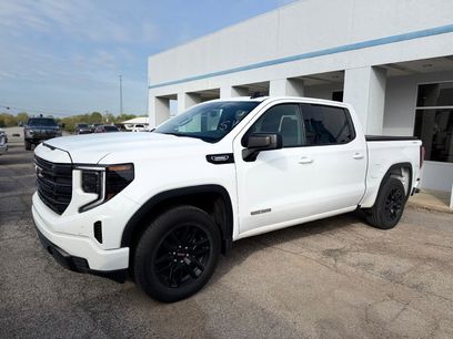 Used 2025 GMC Sierra 1500 Elevation