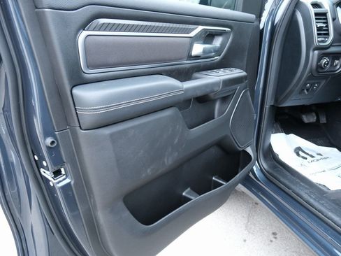 New 2026 RAM 1500 4x4 Crew Cab image 15