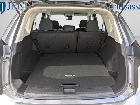 Used 2026 Nissan Rogue S FWD image 66