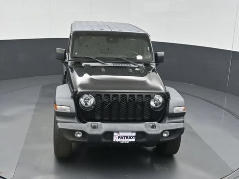 Used 2024 Jeep Wrangler Unlimited Sport AWD/4WD image 43