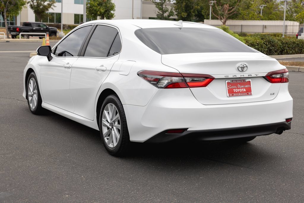 Certified 2022 Toyota Camry LE w/ Convenience Package FWD image 8