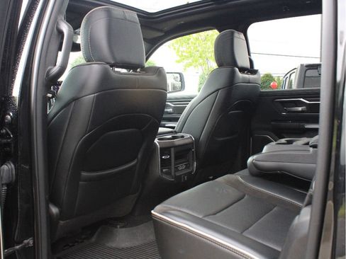 Used 2025 RAM 1500 Laramie w/ Sport Appearance Package AWD/4WD image 33