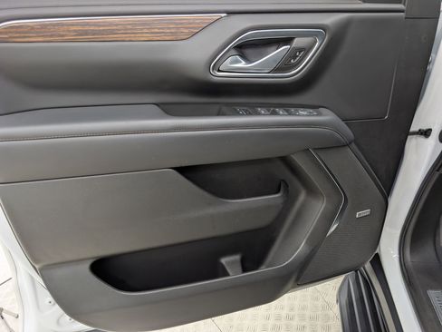 Used 2022 Chevrolet Tahoe High Country image 14