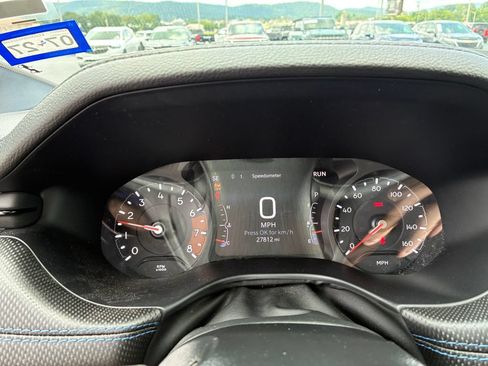 Used 2025 Jeep Compass Latitude w/ Convenience Group AWD/4WD image 10
