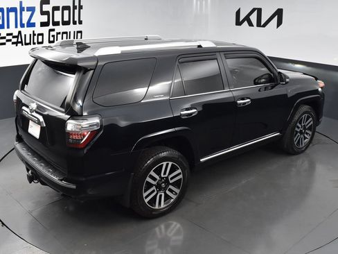 Used 2022 Toyota 4Runner Limited AWD/4WD image 13
