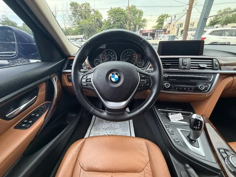 Used 2014 BMW 335i xDrive Sedan AWD/4WD image 36